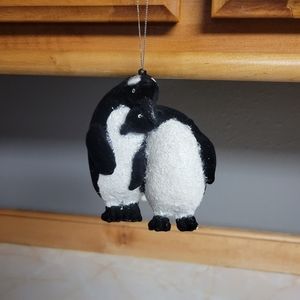 Penguin couple ornament